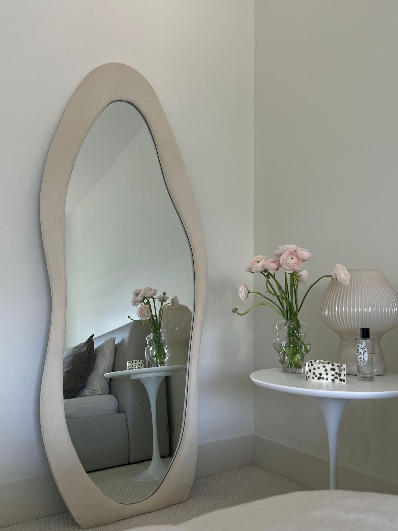 Luca Mirror