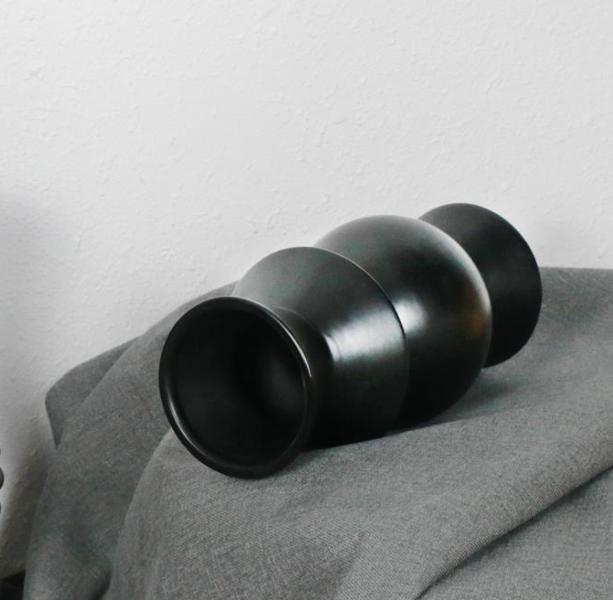 Black Geometric Vase
