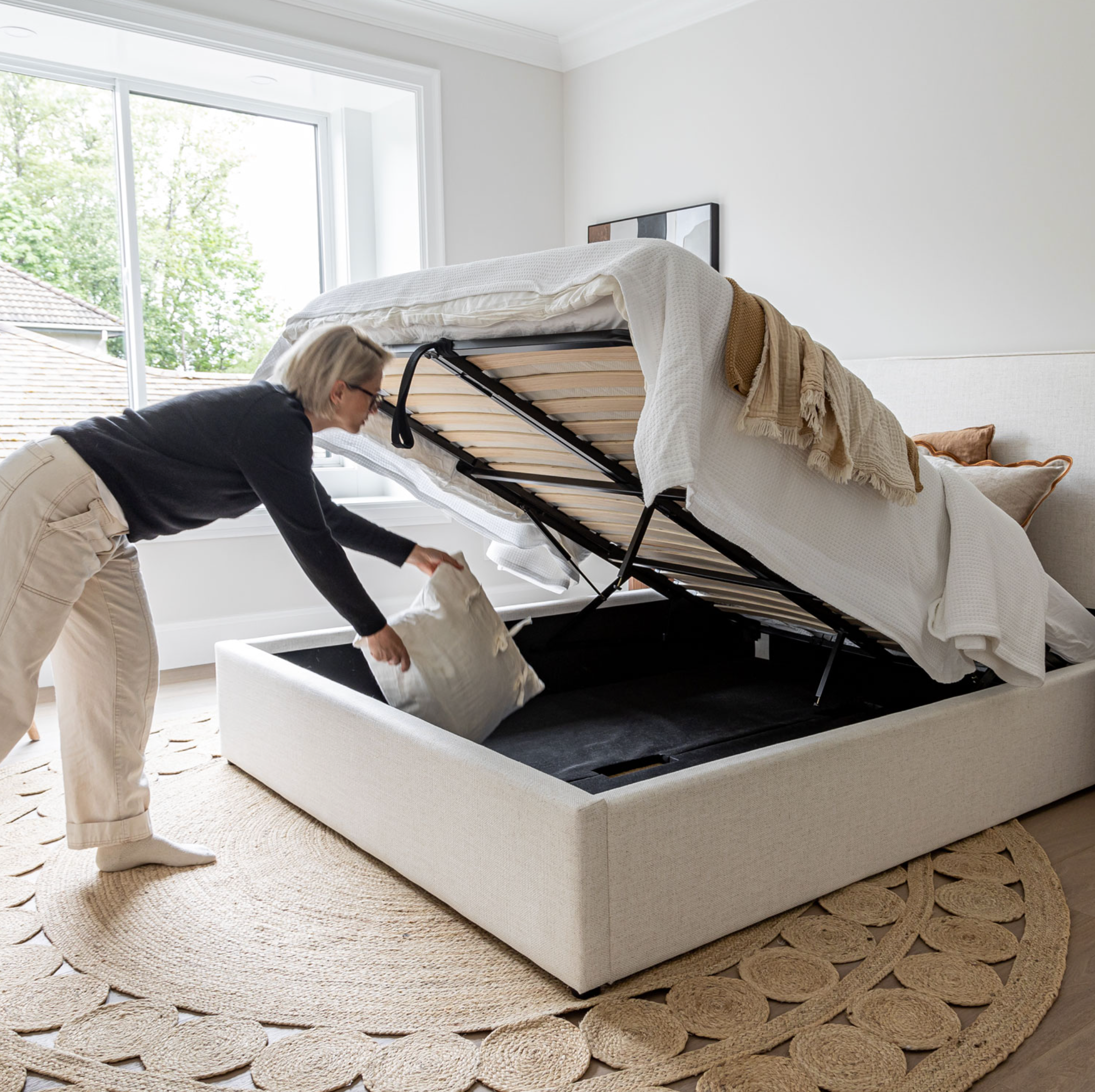 Julia Queen Storage Bed