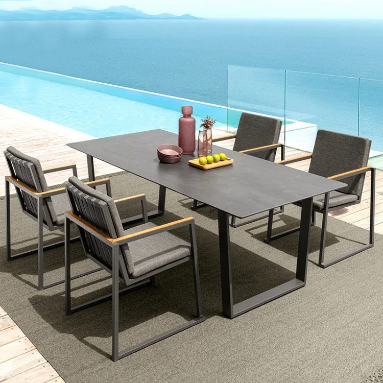 Voyager Outdoor Dining Set