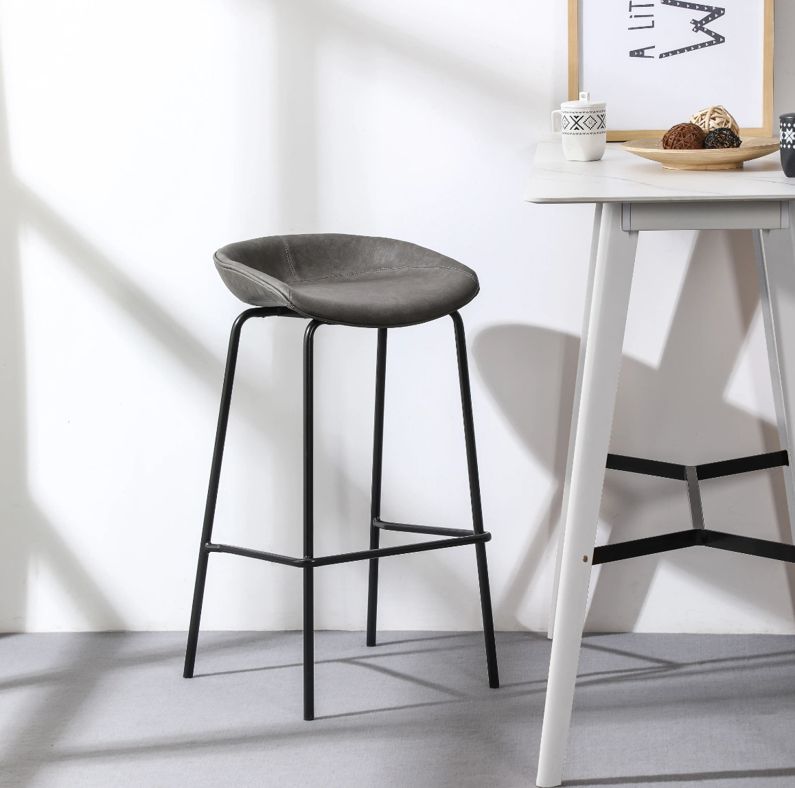 Coba Stool Bar