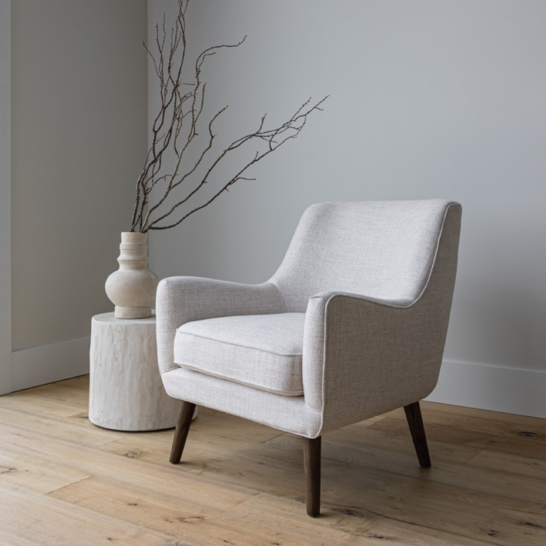 Evan Lounge Accent Chair