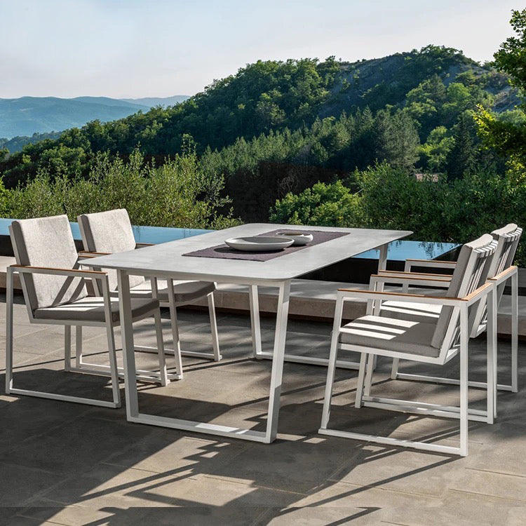 Voyager Outdoor Dining Set